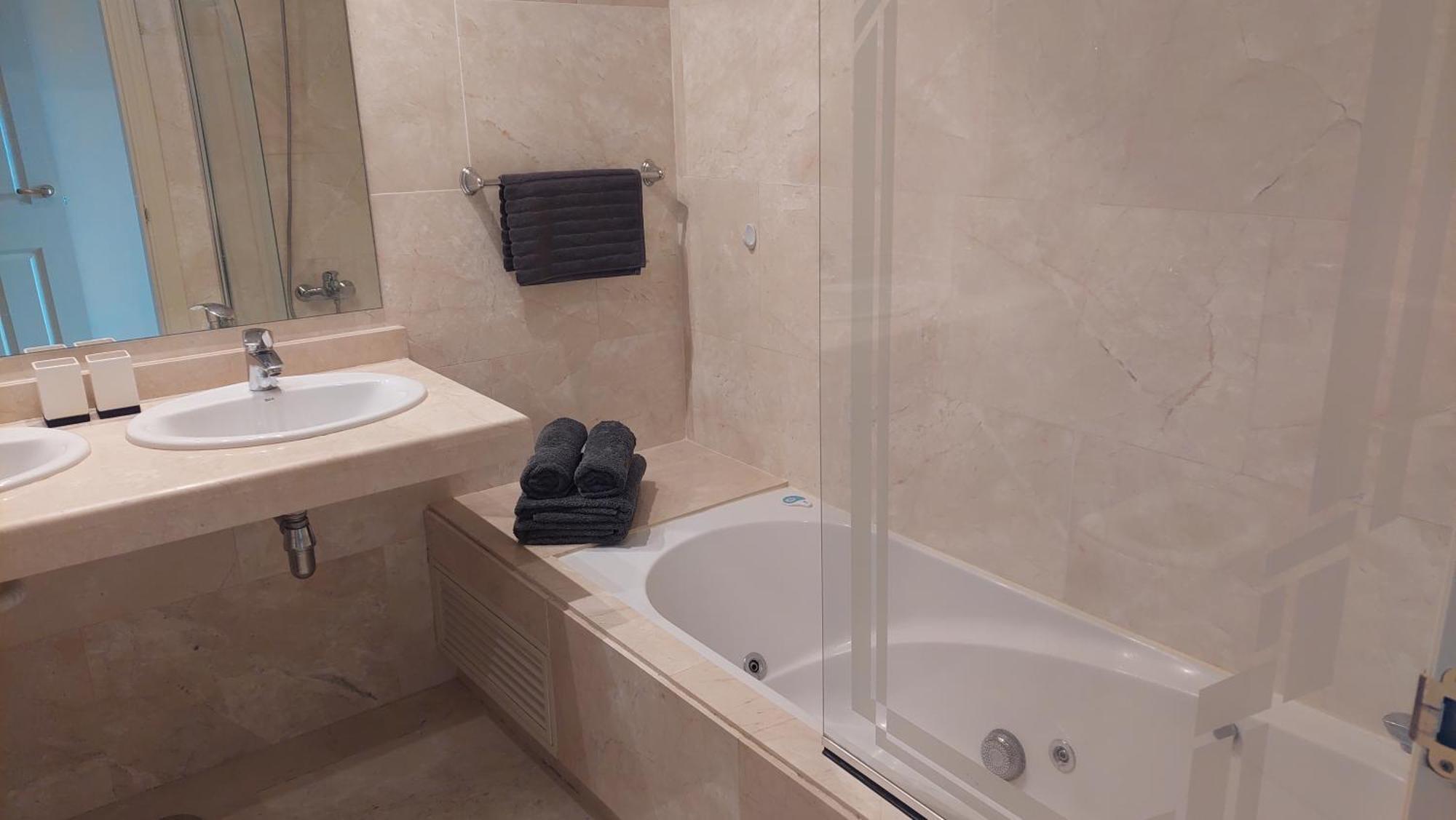 Jardines, Piscina Y Mar Appartement Estepona